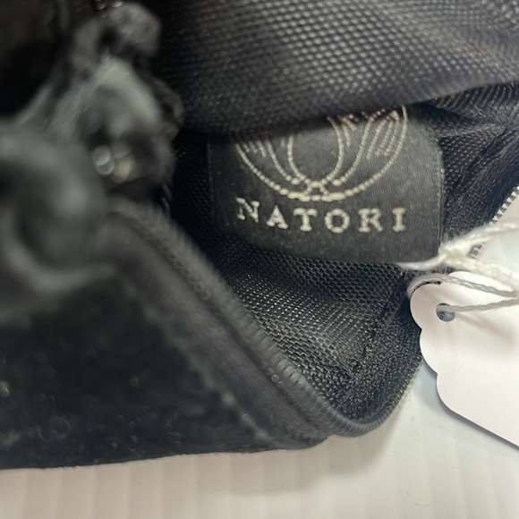 Natori Embroidered Coin Bag - Picture 4 of 4